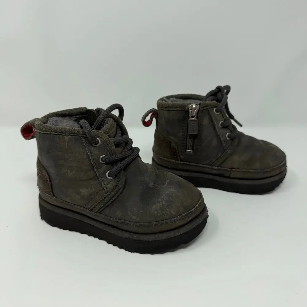 UGG Kids Waterproof Lace Up Boots Black Brown Size 7T